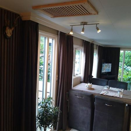 Chalet Op De Veluwe Putten Eksteriør bilde