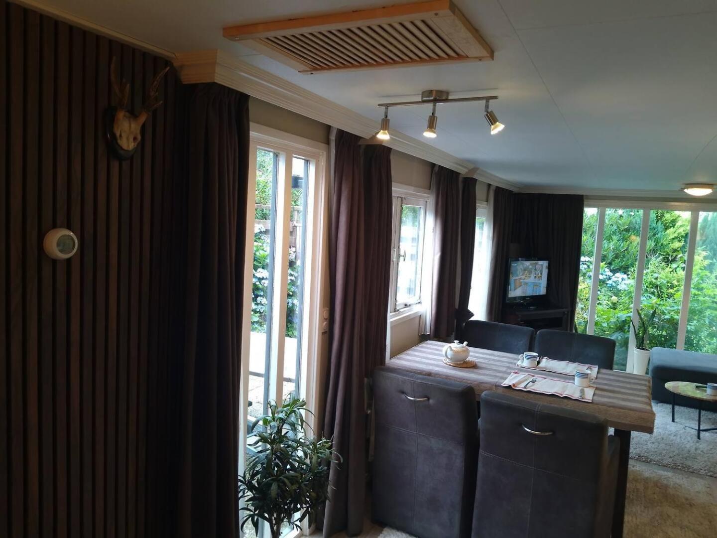 Chalet Op De Veluwe Putten Eksteriør bilde